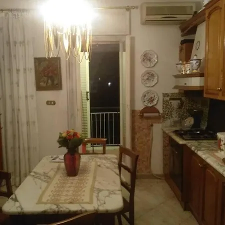 Appartamento Centralissimo A Palermo アパート パレルモ